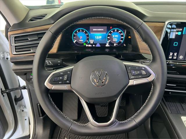 2025 Volkswagen Atlas 2.0T SE
