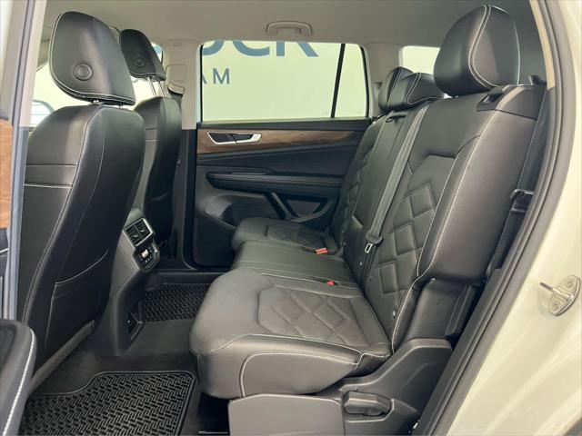 2025 Volkswagen Atlas 2.0T SE