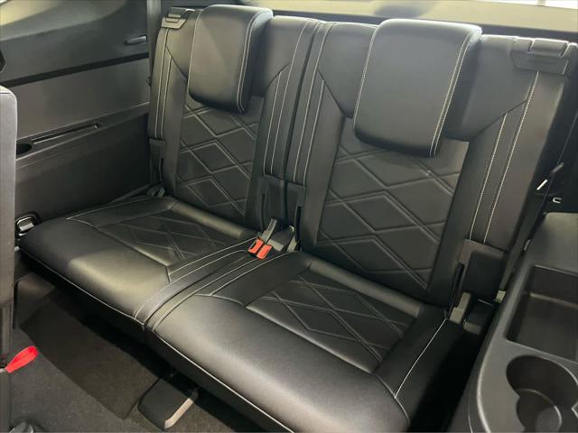 2025 Volkswagen Atlas 2.0T SE