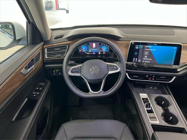 2025 Volkswagen Atlas 2.0T SE