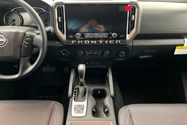 2026 Nissan Frontier Crew Cab Long Bed SV 4x4