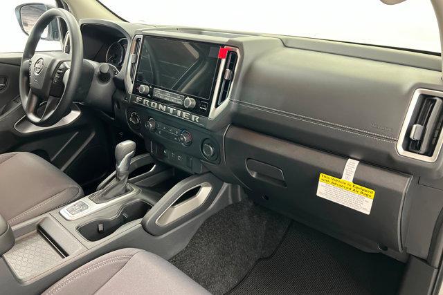 2026 Nissan Frontier Crew Cab Long Bed SV 4x4