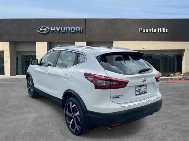 2022 Nissan Rogue Sport SL FWD Xtronic CVT