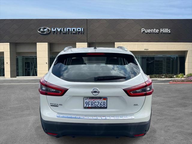 2022 Nissan Rogue Sport SL FWD Xtronic CVT