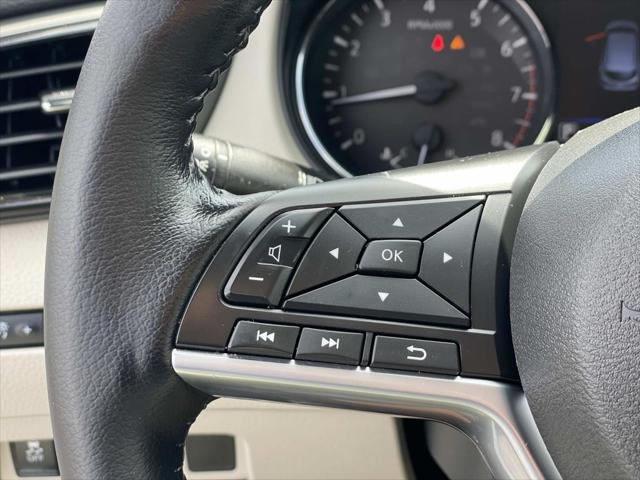 2022 Nissan Rogue Sport SL FWD Xtronic CVT