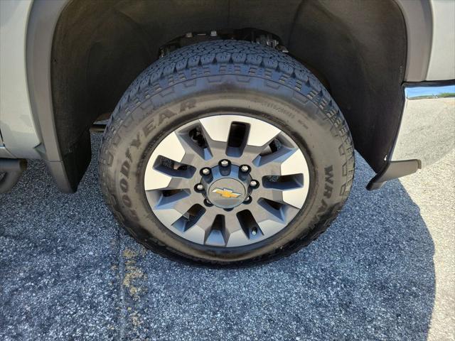 2024 Chevrolet Silverado 2500HD 4WD Crew Cab Standard Bed LT