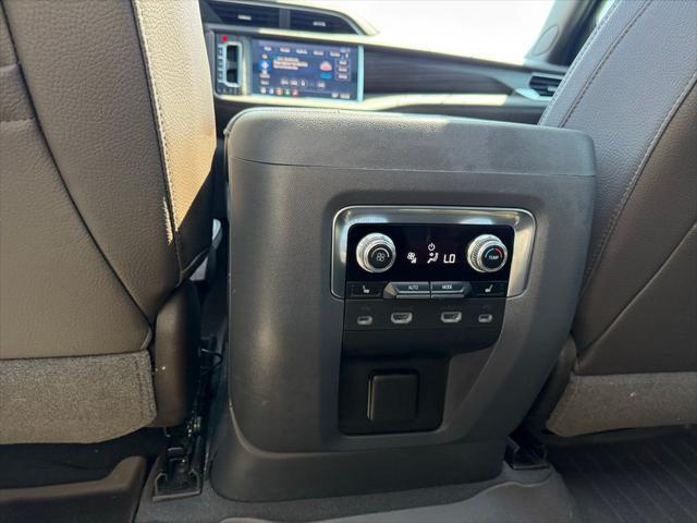 2021 GMC Yukon 4WD Denali