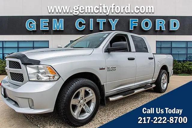 2017 Ram 1500 Express Crew Cab 4x4 5'7" Box for sale in Quincy, IL