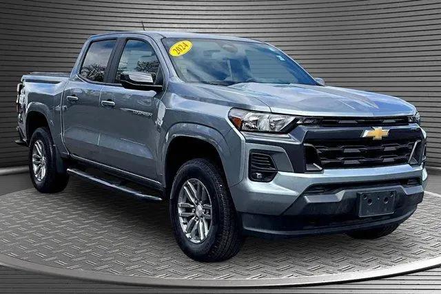 2024 Chevrolet Colorado 4WD LT for sale in Raynham, MA
