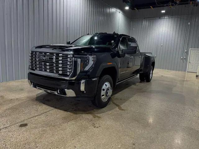 2024 GMC Sierra 3500HD 4WD Crew Cab Long Bed Denali Ultimate for sale in Middlebury, IN