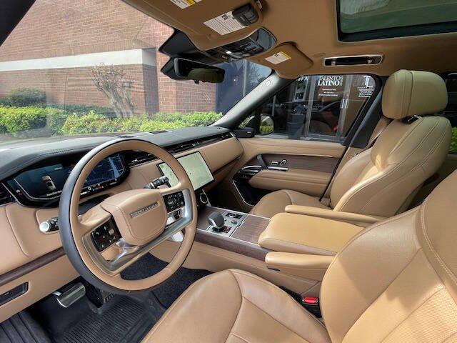 2023 Land Rover Range Rover P530 SE