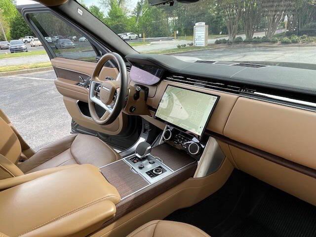 2023 Land Rover Range Rover P530 SE