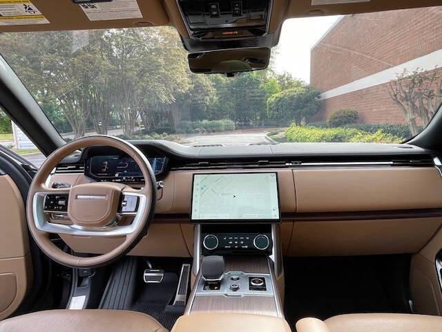 2023 Land Rover Range Rover P530 SE