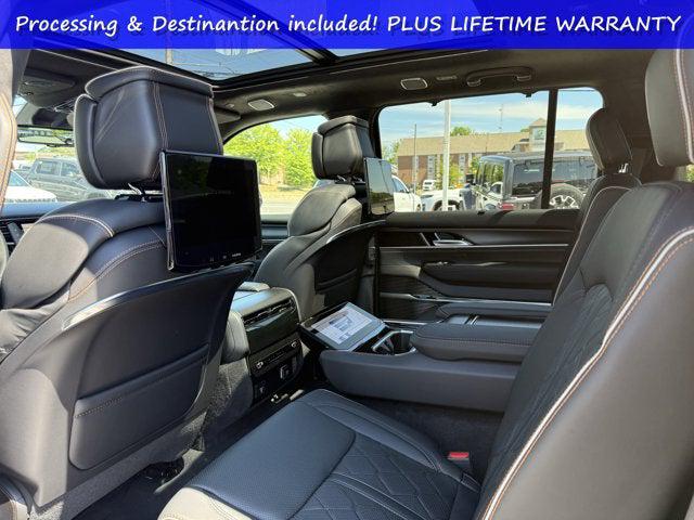 2026 Jeep Grand Wagoneer Summit Reserve 4x4