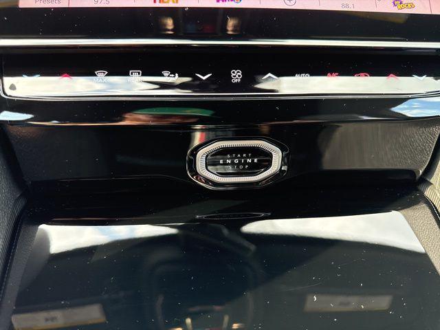 2026 Jeep Grand Cherokee L Altitude 4x2