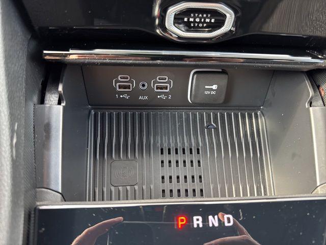 2026 Jeep Grand Cherokee L Altitude 4x2