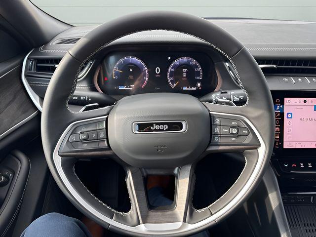 2026 Jeep Grand Cherokee L Altitude 4x2