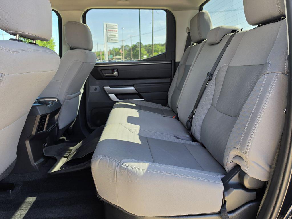 2024 Toyota Tundra SR5 - Photo 17