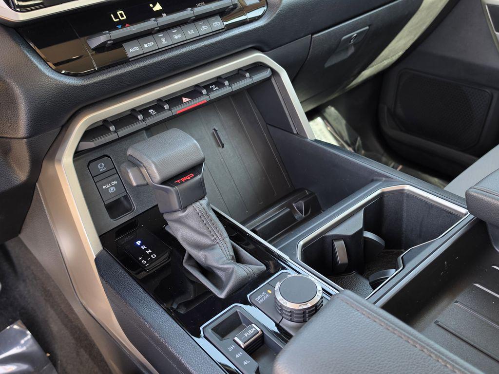 2024 Toyota Tundra SR5 - Photo 22