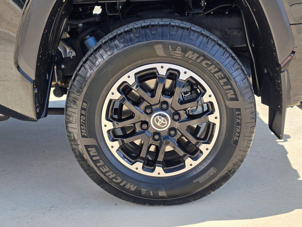 2024 Toyota Tundra SR5 - Photo 34