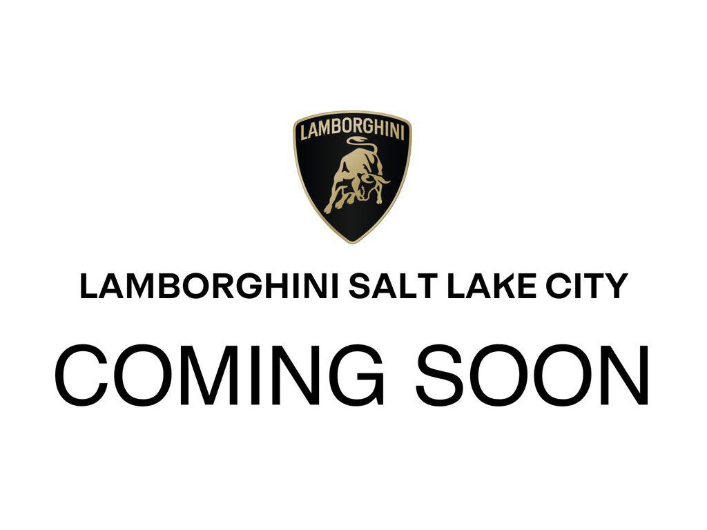 /2024 Lamborghini Urus