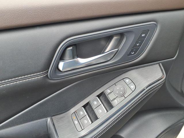 2023 Nissan Rogue SL Intelligent AWD