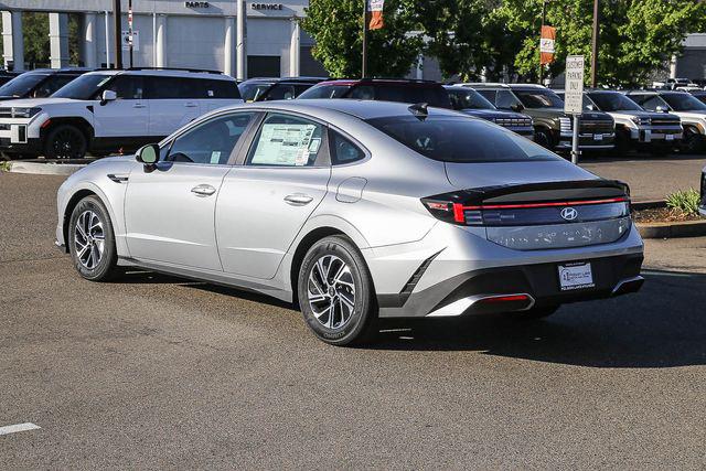 2026 Hyundai Sonata Hybrid Blue