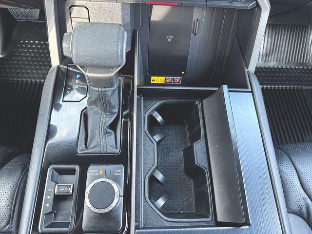 2026 Toyota Tundra Platinum CrewMax 5.5' Bed