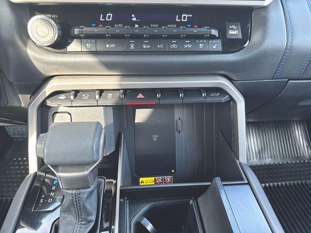 2026 Toyota Tundra Platinum CrewMax 5.5' Bed