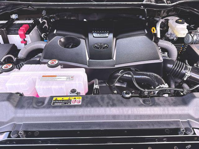 2026 Toyota Tundra Platinum CrewMax 5.5' Bed