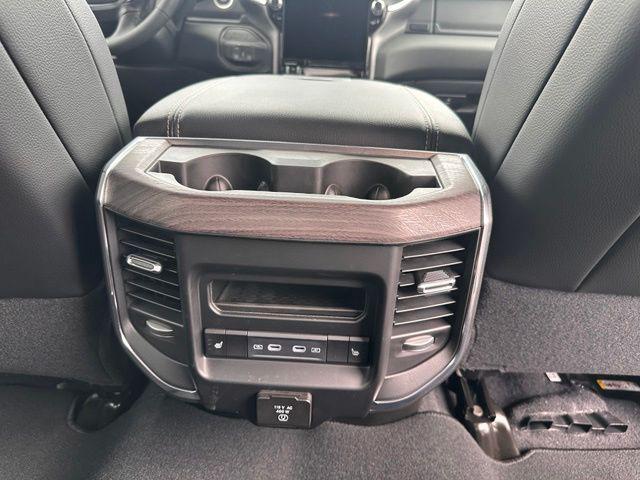 2026 Ram 2500 Laramie Crew Cab 4x4 64 Box