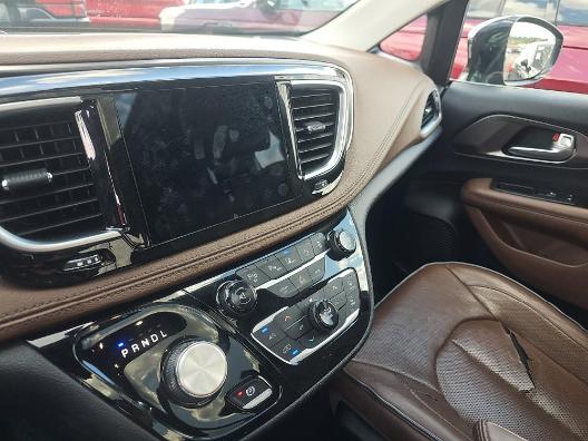 Used 2017 Chrysler Pacifica For Sale in Olive Branch, MS