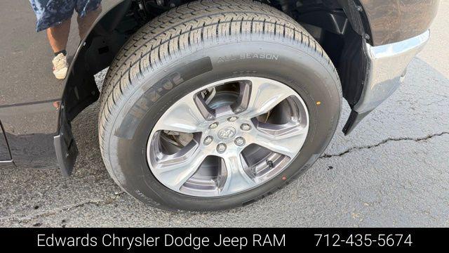 2023 Ram 1500 Laramie Crew Cab 4x4 5'7" Box