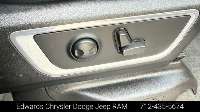 2023 Ram 1500 Laramie Crew Cab 4x4 5'7" Box