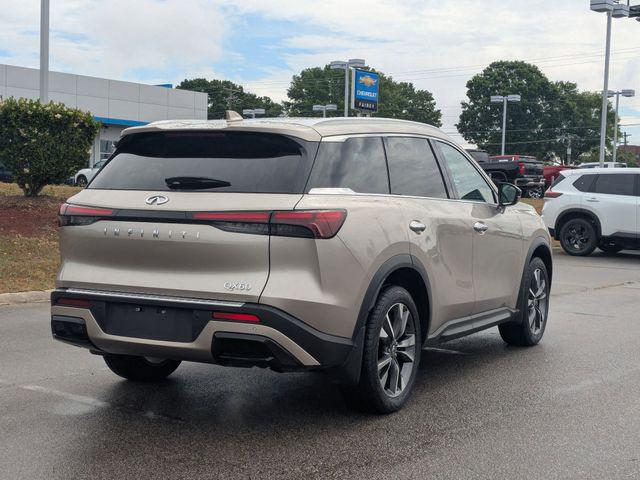 2023 INFINITI QX60 LUXE
