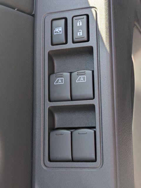 2026 Nissan Frontier Crew Cab SV 4x2