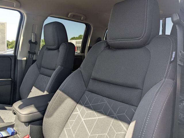 2026 Nissan Frontier Crew Cab SV 4x2