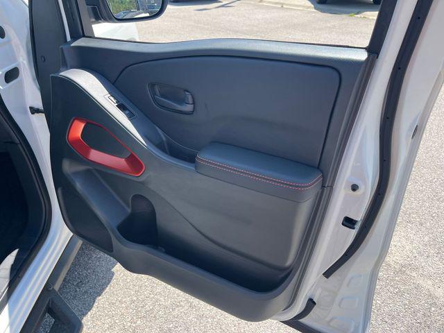 2026 Nissan Frontier Crew Cab PRO-X 4x2