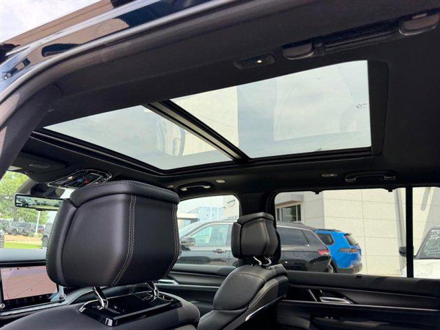 2026 Jeep Grand Wagoneer Summit Obsidian 4x4
