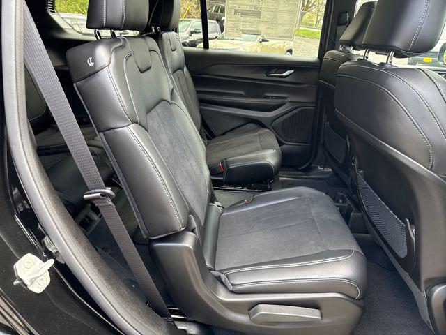 2025 Jeep Grand Cherokee L Altitude X 4x4