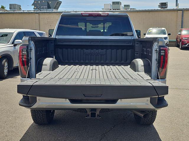 2026 GMC Sierra 2500HD Crew Cab, Standard Bed, AT4, 4WD