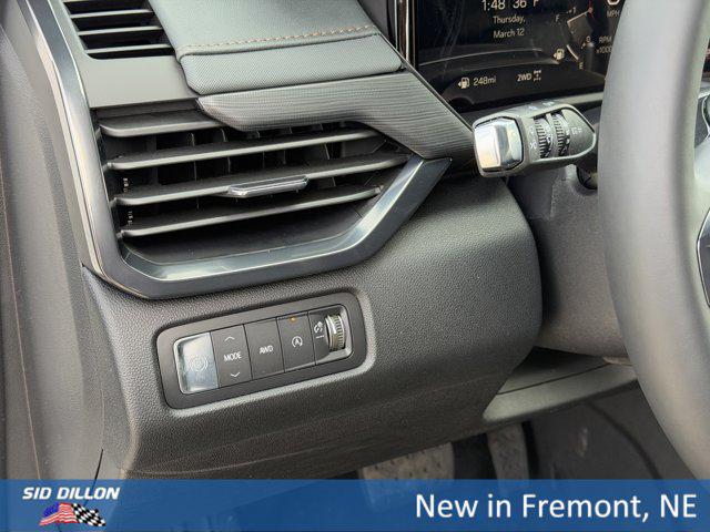 2026 GMC Acadia AT4 AWD