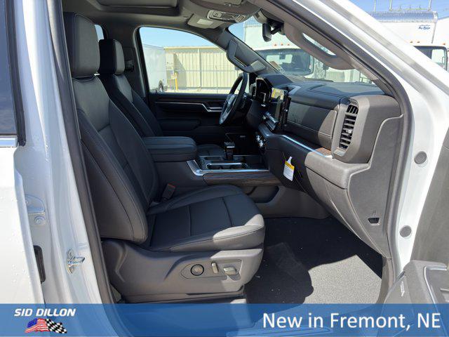 2026 GMC Sierra 1500 Crew Cab, Short Bed, SLT, 4WD