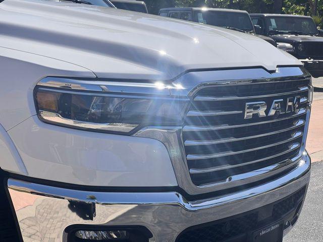 2026 Ram 1500 Laramie Crew Cab 4x4 5'7" Box