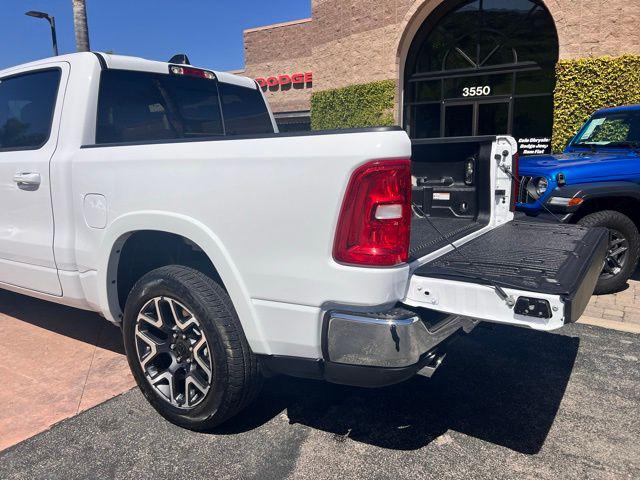 2026 Ram 1500 Laramie Crew Cab 4x4 5'7" Box