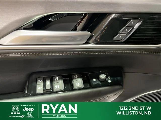 2026 Jeep Grand Wagoneer Upland 4x4