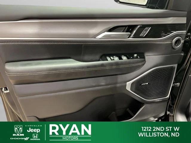 2026 Jeep Grand Wagoneer Upland 4x4