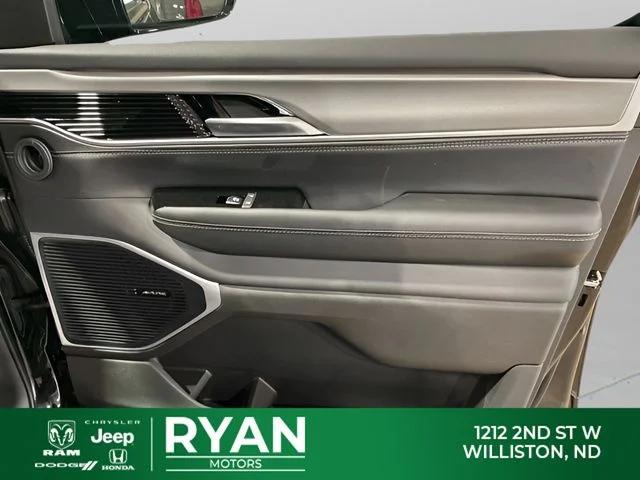 2026 Jeep Grand Wagoneer Upland 4x4