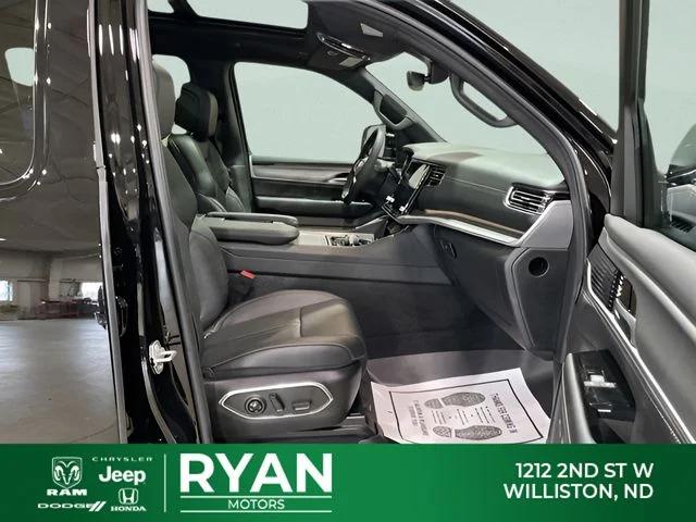 2026 Jeep Grand Wagoneer Upland 4x4