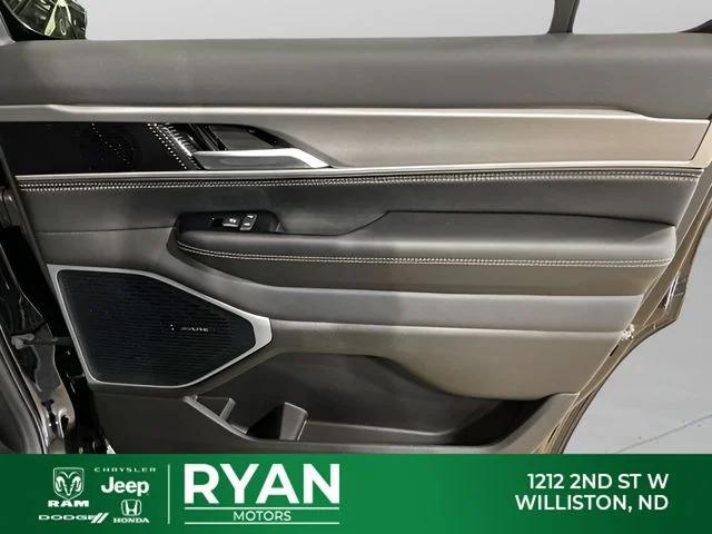 2026 Jeep Grand Wagoneer Upland 4x4